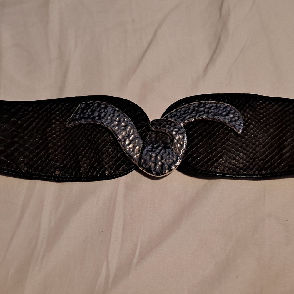Raina Belt size small